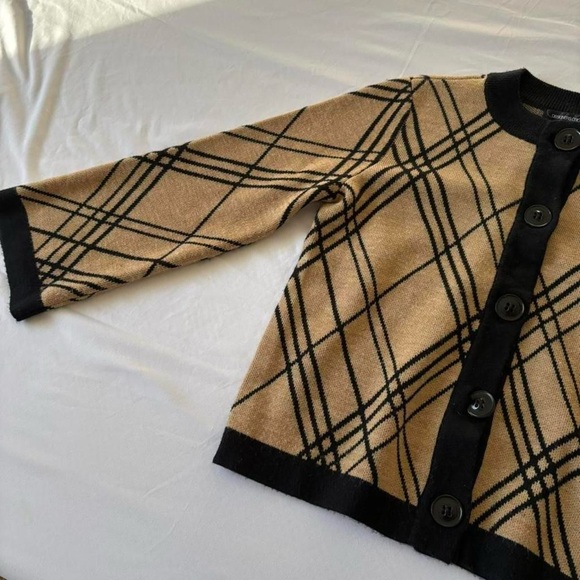 top - Picture 4 of 5